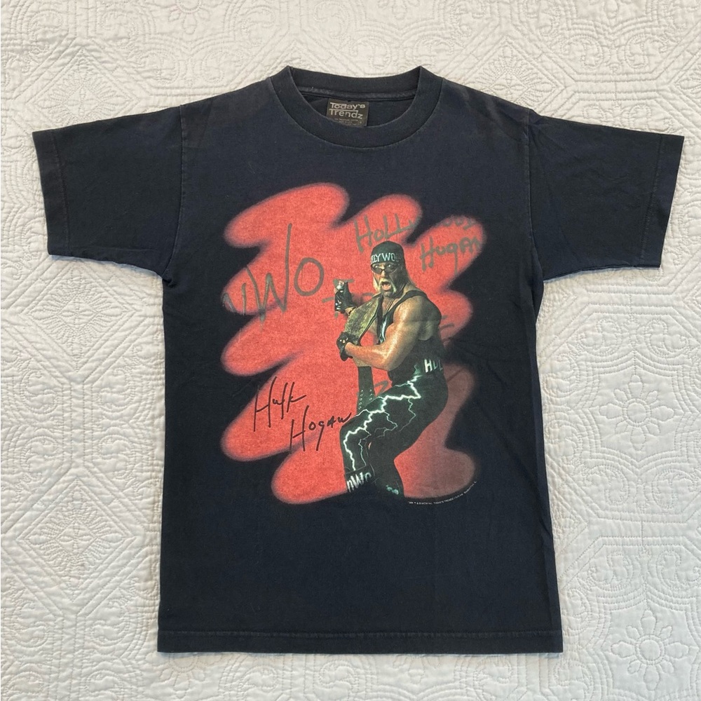 Vintage 1998 Hollywood Hulk Hogan NWO WCW Wrestling T-Shirt Adult Size Small